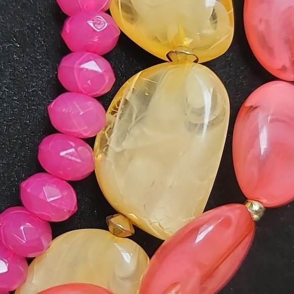 Cheerful Chunky Colorful, Pink, Yellow Statement Necklace - Vintage, Estate - Picture 5 of 8